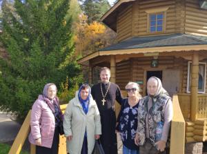 Паломническая поездка представителей Шарангского благочиния в  с. Дивеево