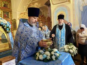 В храме великомученицы Екатерины г. Ветлуга состоялась торжественная встреча ковчега с частицей Ризы Пресвятой Богородицы