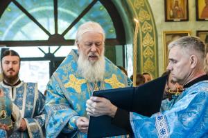 Архиерейская литургия в праздник Успения Божией Матери.