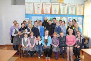 В школе села Мамонтово Сокольского района состоялась встреча священнослужителя с учащимися и их педагогами