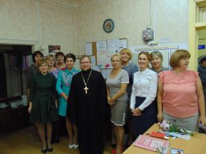 Клирики Городецкой епархии поздравили педагогов образовательных учреждений с Днем учителя