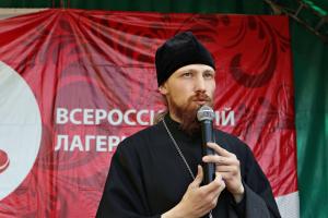 Встреча со священником во Всероссийском лагере-семинаре "ЛИГА"