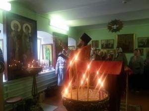 В храм Святого Духа Городецкого благочиния прибыла икона святителей Николая Чудотворца и Спиридона Тримифунского