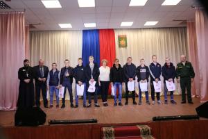 Клирик Ковернинского благочиния поздравил ребят осеннего призыва - 2019