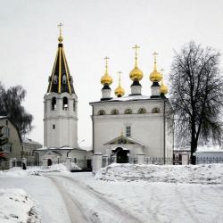 В Неделю воспоминания Адамова изгнания епископ Городецкий и Ветлужский Августин совершил Божественную литургию в Городецком кафедральном соборе