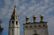 В Великий Пяток иеромонахи Городецкого Феодоровского мужского монастыря совершили вечерню с выносом Плащаницы Спасителя