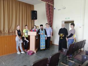 Священники Ковернинского благочиния посетили школы района и встретились с педагогами
