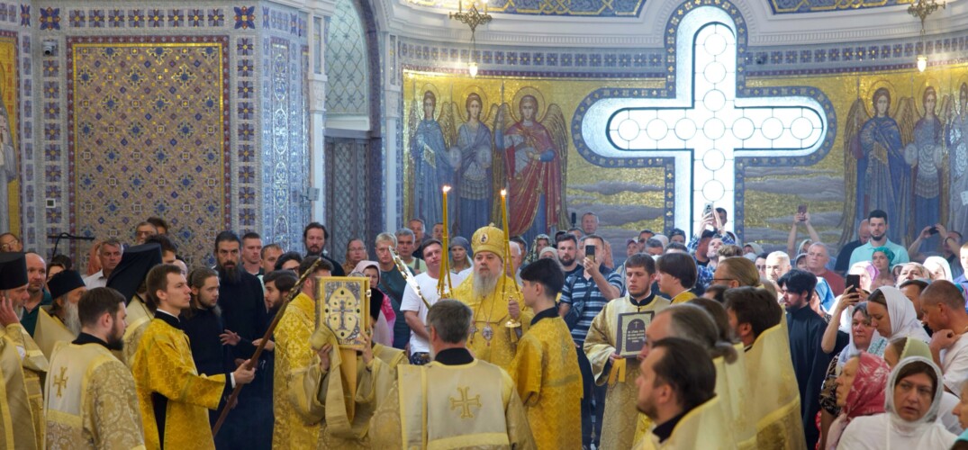 Епископ Гедеон совершил Божественную литургию в Свято-Владимирском соборе в Херсонесе