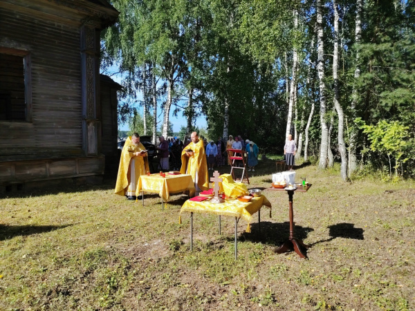 На месте разрушенного храма в деревне Марково Ковернинского благочиния была совершена Божественная Литургия