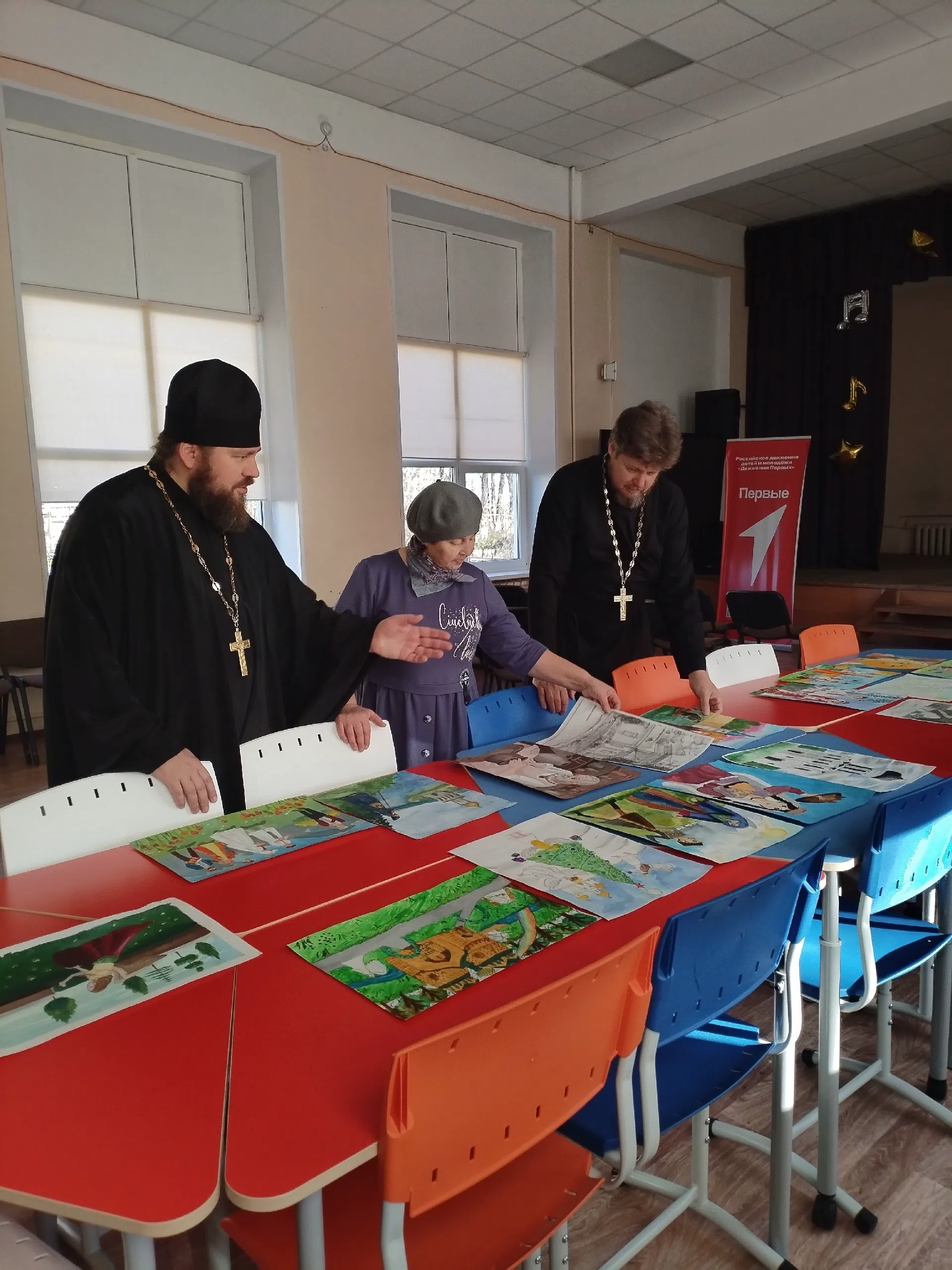 В благочиниях Городецкой епархии подведены итоги муниципального этапа Международного конкурса детского творчества "Красота Божьего мира"