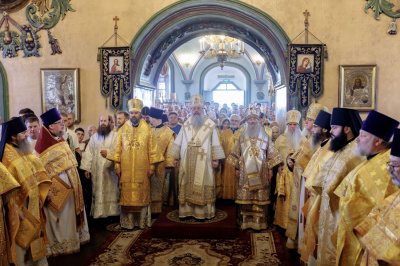 Состоялись торжества по случаю 300-летия Петропавловского собора г. Казани