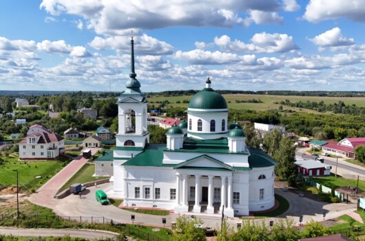 В селе Богоявление Дальнеконстантиновского округа освящен Великим чином центральный престол Богоявленского храма
