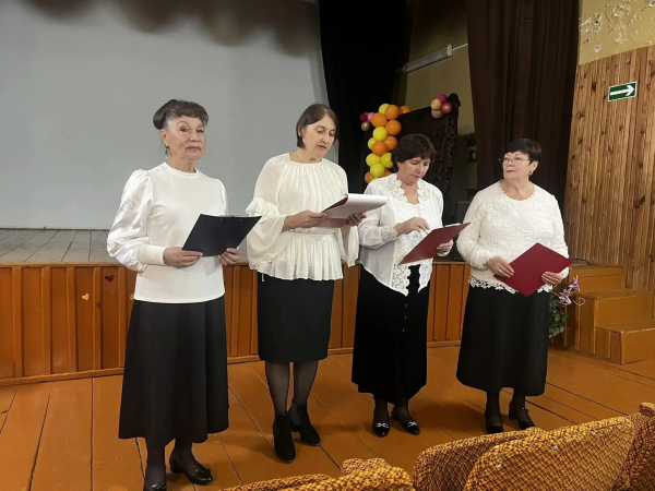 В Доме культуры д. Огибное Семеновского округа состоялась встреча, посвященная духовной истории родного края