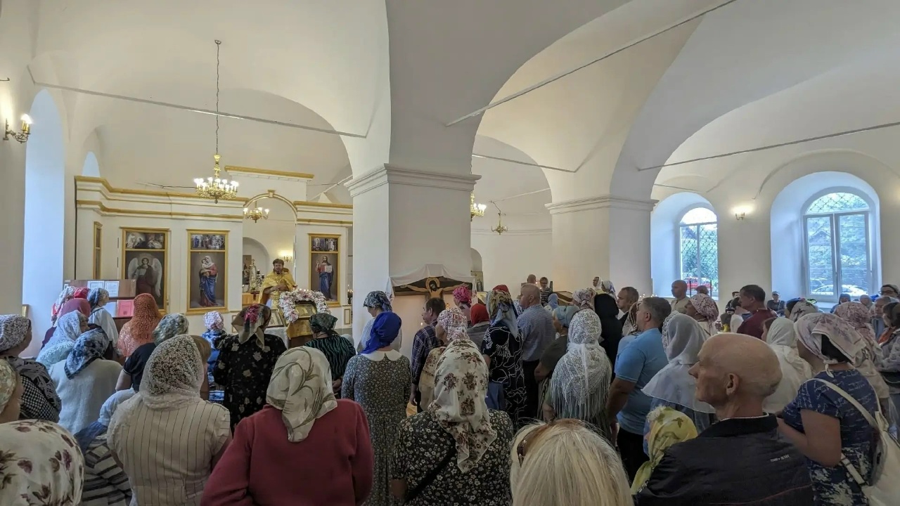 В Казанском храме села Богородское Воскресенского благочиния состоялись торжества в честь престольных праздников