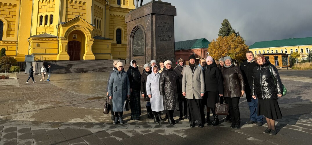 Педагоги Дальнеконстантиновского района посетили святыни Нижнего Новгорода