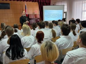 В Ветлужском филиале ГБПОУ НО «Нижегородский Медицинский колледж» прошла тематическая встреча с благочинным Ветлужско-Уренского округа