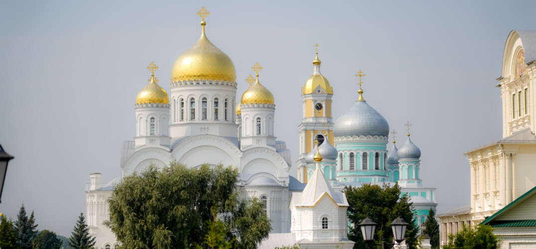 В праздник Преображения Господня митрополит Георгий возглавил Божественную литургию в Преображенском соборе Серафимо-Дивеевского монастыря