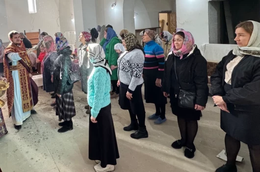 В строящемся храме в честь священномученика Иоанна Быстрова в городе Богородске отметили престольный праздник