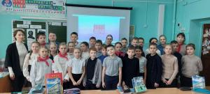 Помощник благочинного Ковернинского округа встретилась с учащимися 4 "А" класса Ковернинской средней школы №1