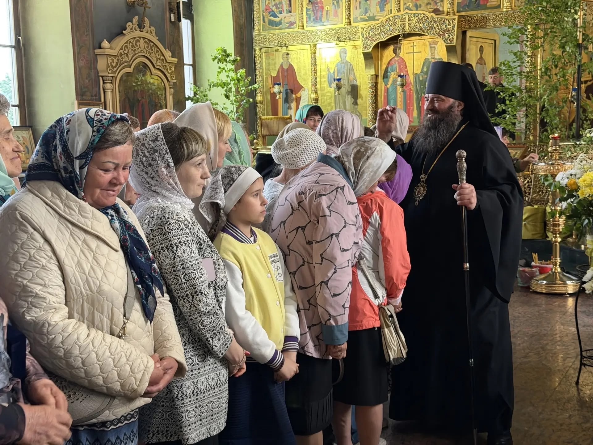 В канун престольного праздника епископ Городецкий и Ветлужский Парамон совершил Всенощное бдение в храме Пресвятой Живоначальной Троицы города Заволжье
