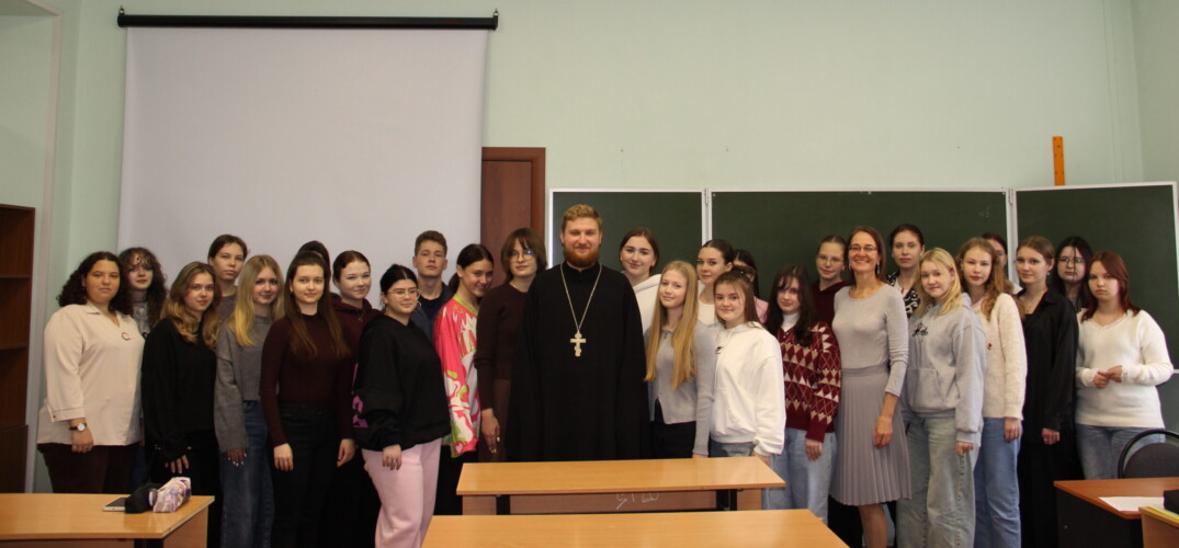 Представители Нижегородской епархии провели в колледжах духовно-просветительские беседы