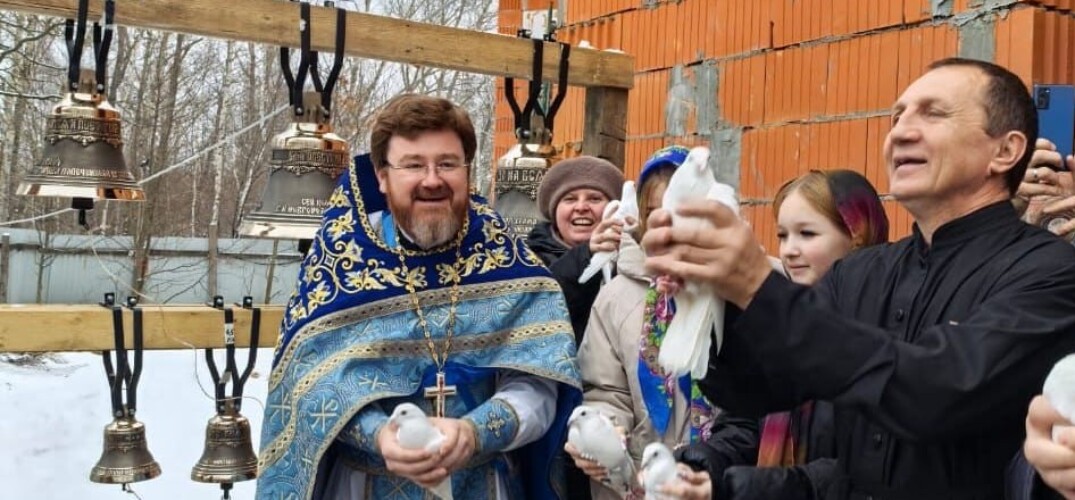 В нижегородском храме в честь святой равноапостольной Нины освятили колокола