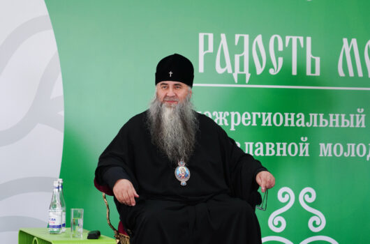 Глава Нижегородской митрополии встретился с участниками VI межрегионального форума православной молодежи «Радость моя»