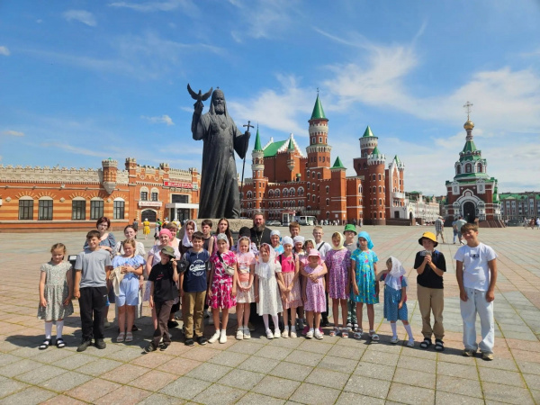 Воспитанники православного детского лагеря при Воскресенском храме пос. Воскресенское совершили паломническо-туристическую поездку