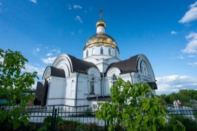 Митрополит Пензенский Серафим возглавил торжества по случаю 25-летия со дня обретения мощей священноисповедника Иоанна Оленевского