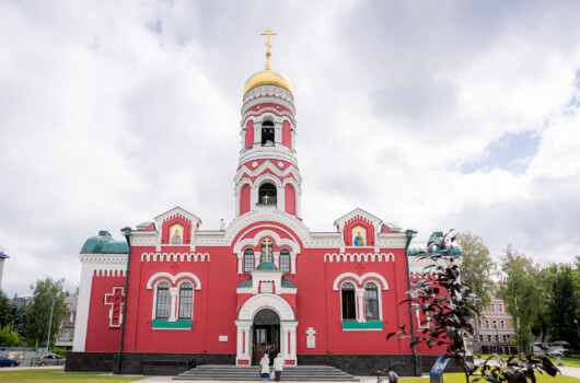 В день Рождества Иоанна Предтечи митрополит Георгий совершил Божественную литургию в Воскресенском храме Нижнего Новгорода