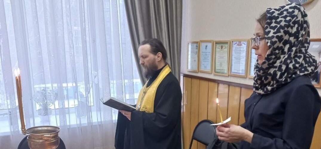 Клирик Нижегородского благочиния освятил детский сад № 445 в Нижнем Новгороде