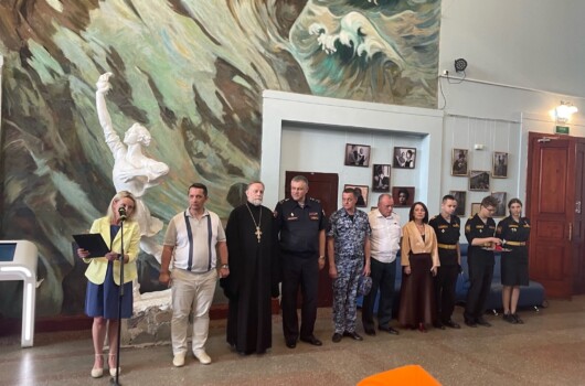 В Нижнем Новгороде открылась фотовыставка кадетского клуба Сормовской православной гимназии в рамках проекта «Мы помним! Мы гор...