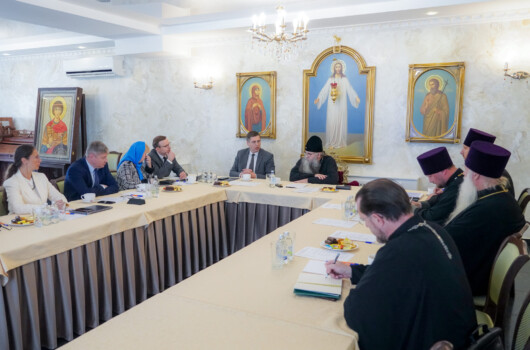 Глава Нижегородской митрополии провел совещание по вопросам улучшения демографической ситуации в регионе