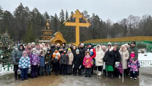 По благословению епископа Городецкого и Ветлужского Парамона, в рамках проекта «Второй Епархиальный фестиваль-конкурс «Дорога к Свету», состоялась паломническо-туристическая поездка «Дивное Дивеево»
