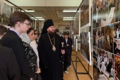 Фотовыставка «Литургия с Патриархом» проходит в Арзамасе