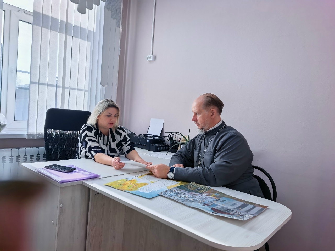 Благочинный Ветлужско-Уренского округа встретился с директором МБУДО «Ветлужская детская художественная школа»