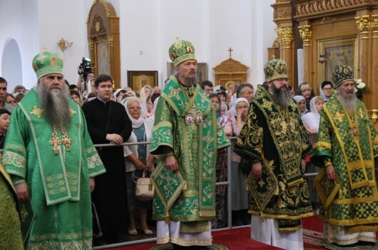 Управляющий Нижегородской епархией сослужил Патриаршему экзарху всея Беларуси на Божественной литургии в Спасо-Евфросиниевском ...