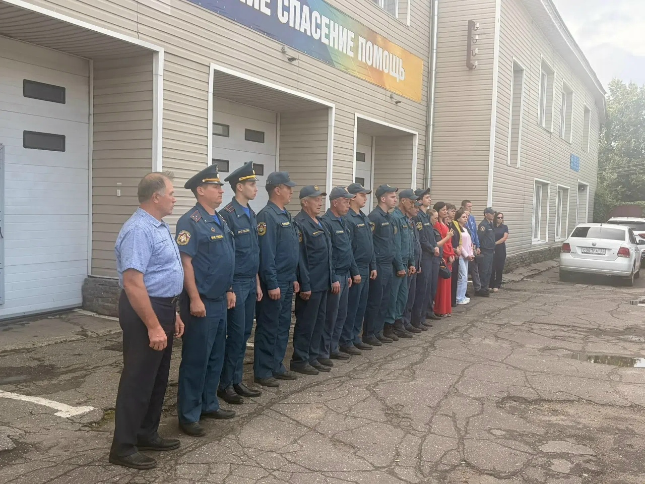 Священник Семеновского благочиния почтил память погибших пожарных в Семенове