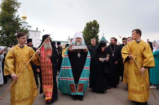 В Серафимо-Дивеевском женском монастыре состоялась торжественная встреча ковчега с десницей святителя Спиридона Тримифунтского с острова Корфу