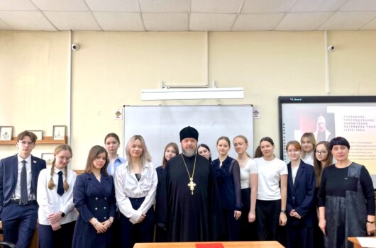 Клирик Нижегородского благочиния провел интегрированный урок истории в нижегородской гимназии №13