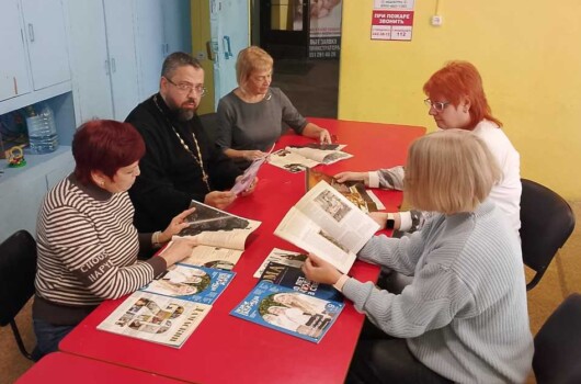 Помощник благочинного Московского округа провел духовную беседу с коллективом физкультурно-оздоровительного комплекса «Полет»