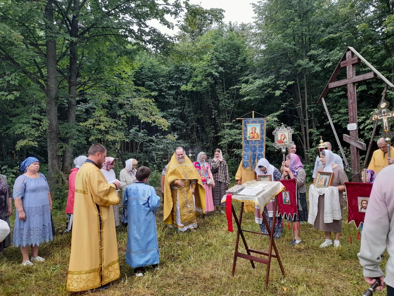 В день памяти святых первоверховных апостолов Петра и Павла в селе Хохлома Ковернинского благочиния отметили престольных праздник