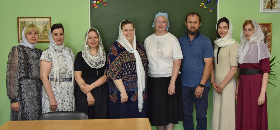 В Воскресенском благочинии Нижегородской епархии состоялось вручение дипломов об окончании годичных певческих курсов