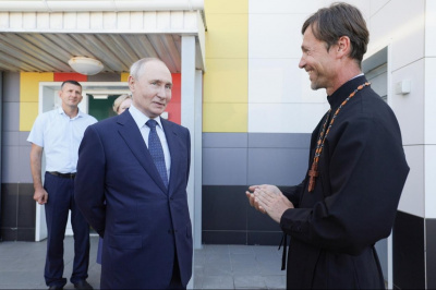 Президент России В.В. Путин поддержал строительство Петропавловского храма на Итурупе