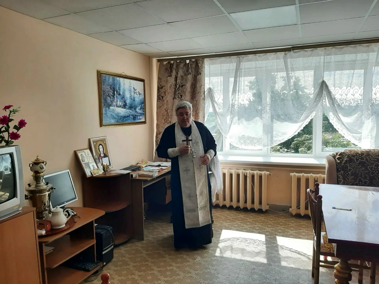 Клирик храма в честь иконы Божией Матери «Знамение» поселка Керженец посетил Семеновский дом милосердия