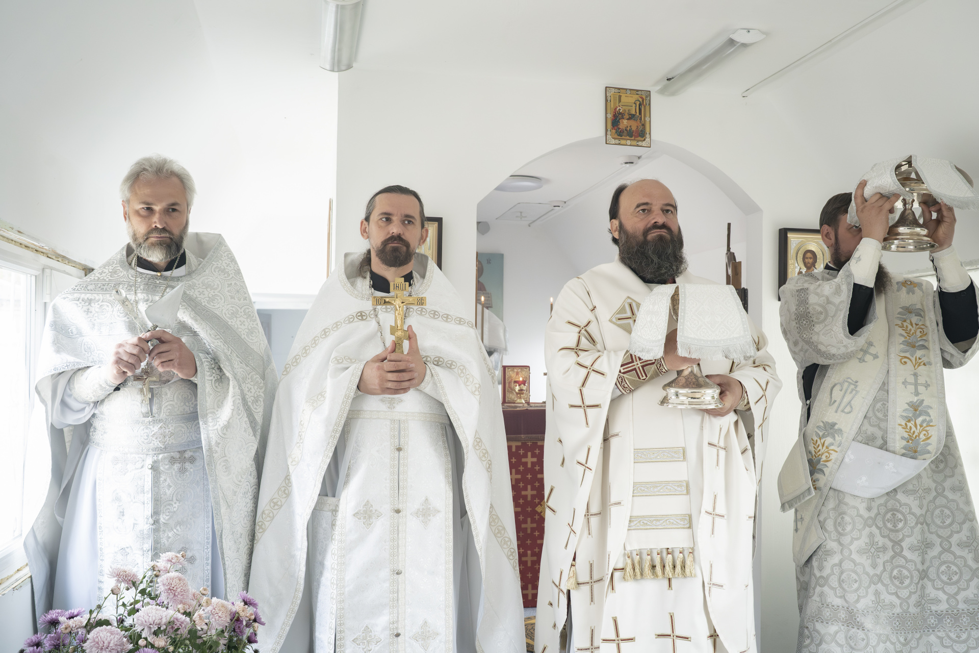 Епископ Городецкий и Ветлужский Парамон совершил малое освящение Архиерейского подворья храма святых первоверховных апостолов Петра и Павла в г. Заволжье