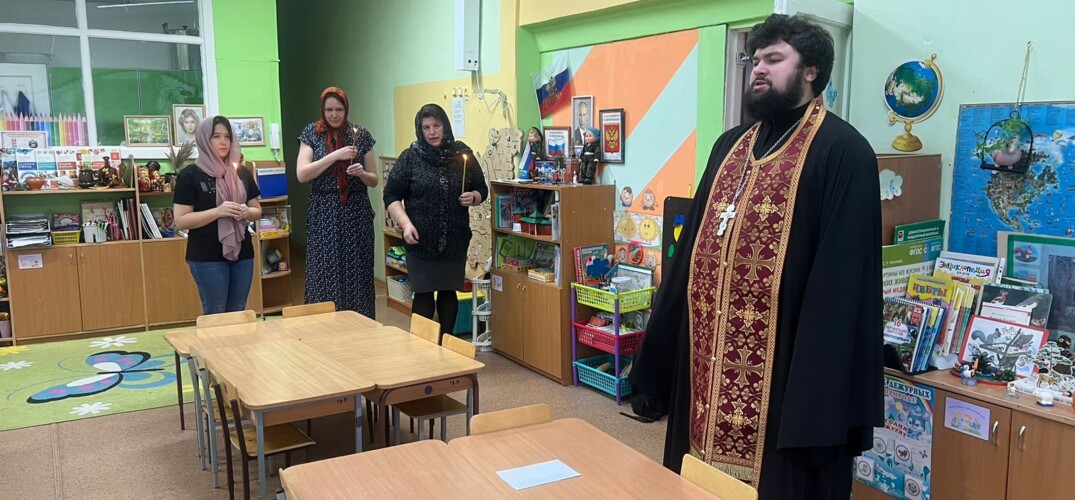 Благочинный Московского округа освятил детский сад №437 «Петушок»
