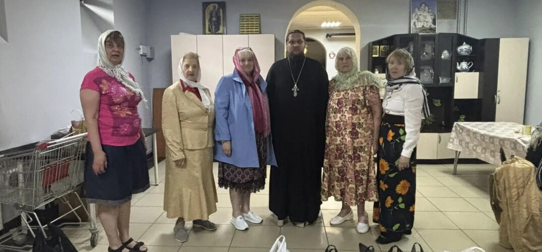 Клирик Московского благочиния провел духовную беседу с жителями микрорайона «Спортивный»