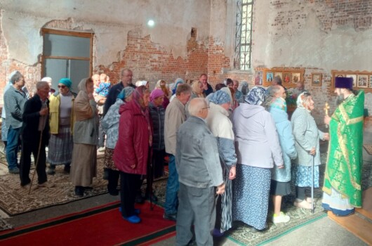 В Борском благочинии отметили престольный праздник в руинированном Симеоновском храме села Развилье