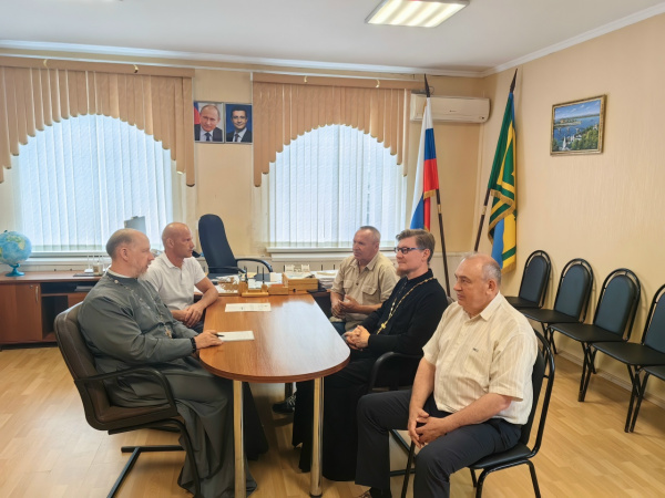 В Ветлужско-Уренском благочинии состоялось рабочее совещание духовенства и представителей администрации Тонкинского округа